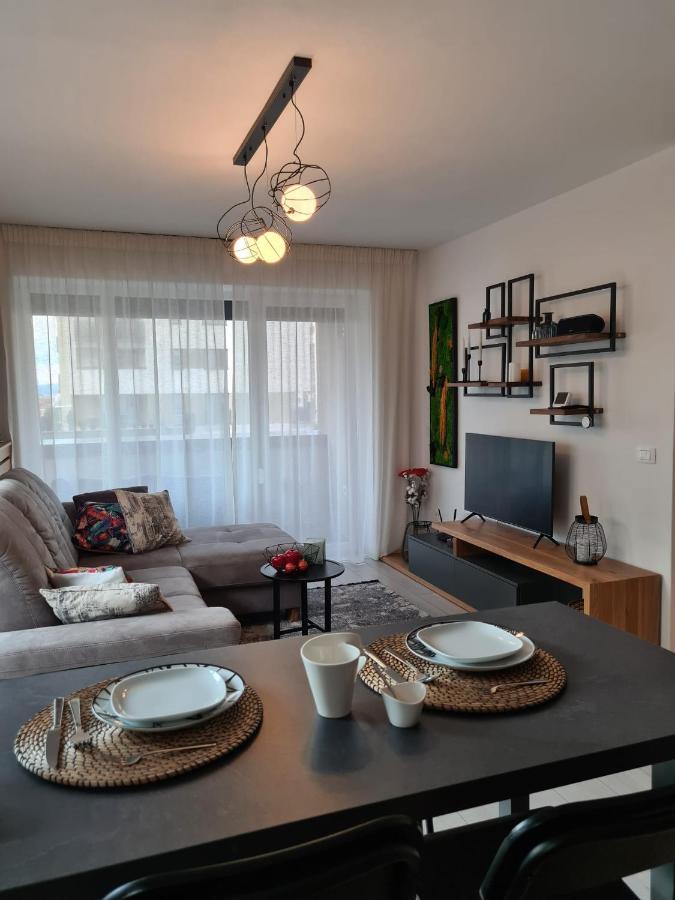 Tonic Studio Coresi Brašov Exteriér fotografie