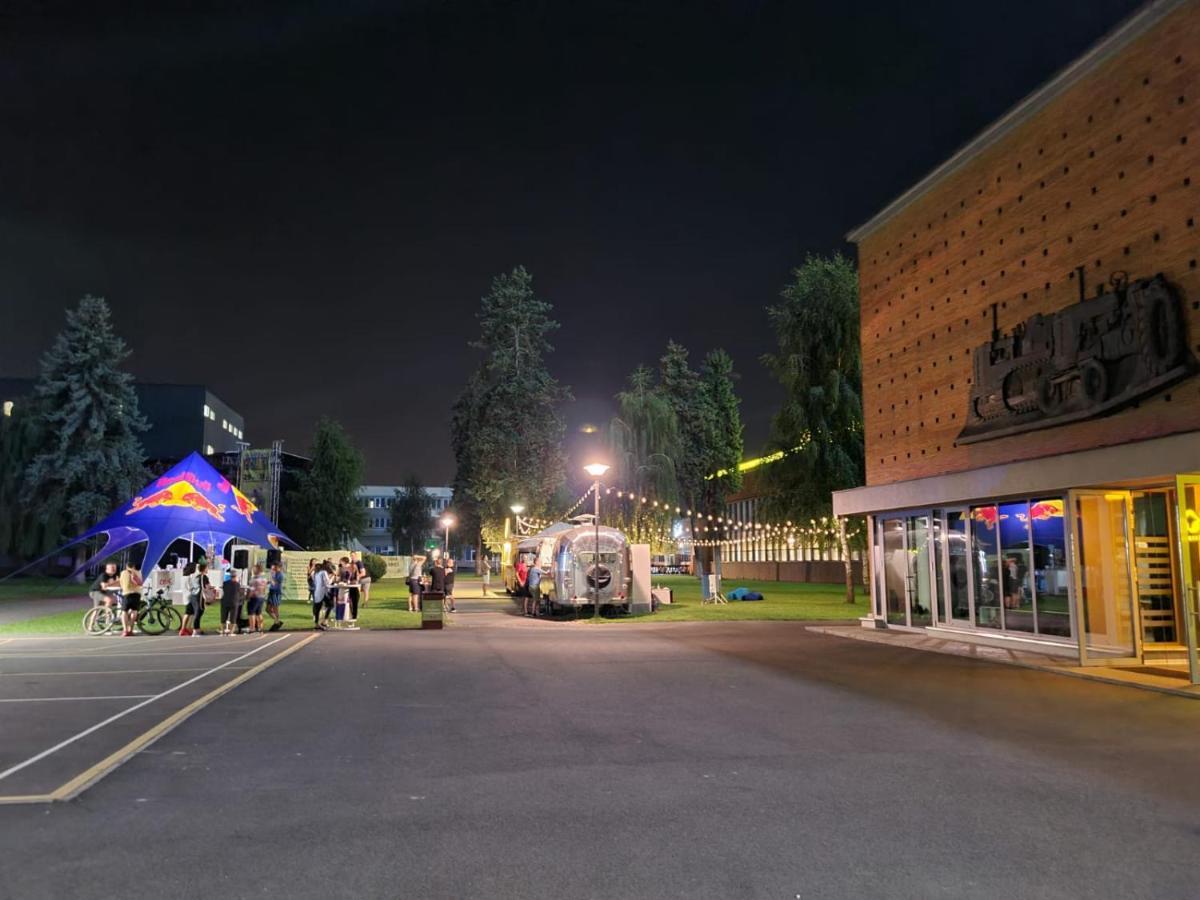 Tonic Studio Coresi Brašov Exteriér fotografie